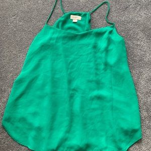 Green Loft flowy tank